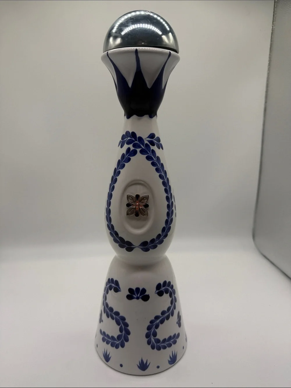 Clase Azul Reposado 750ml Tequila Bottle in Box . Empty Bottle